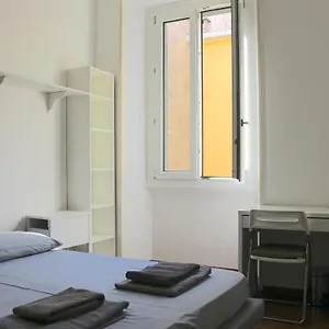  Apartamento S. Ambrogio Cozy Italia